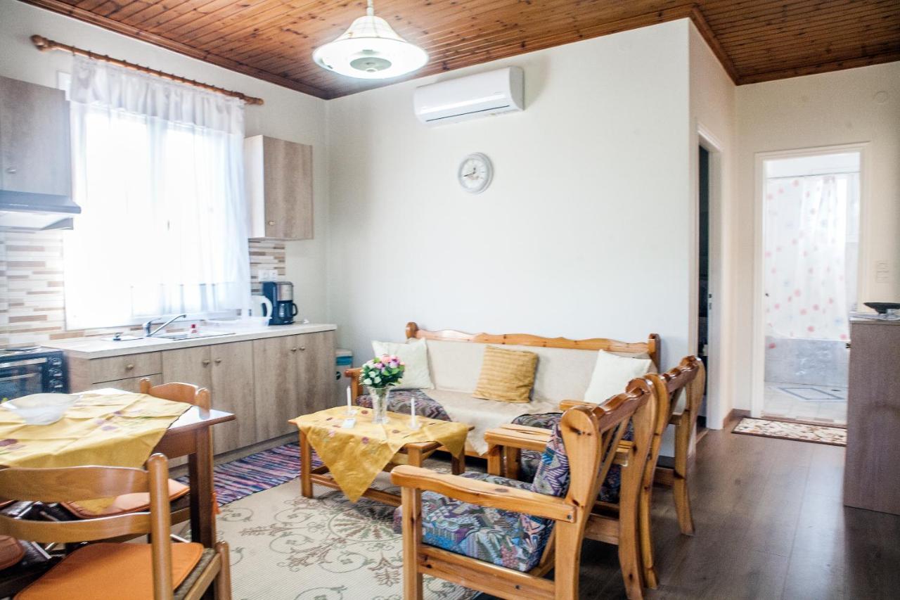 Casa Serena Asprogerakata Екстериор снимка