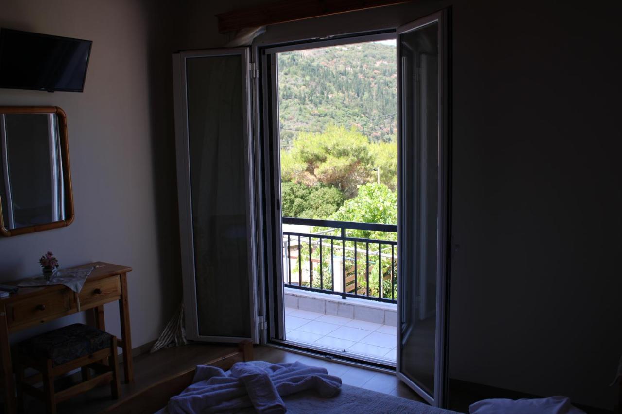 Casa Serena Asprogerakata Екстериор снимка